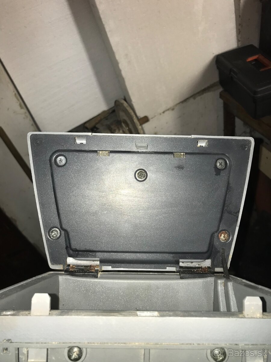 Škoda Felicia GLXI Skrinka Pod Rádio - 10