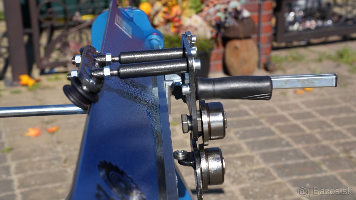 Ohýbačka plechu - 10