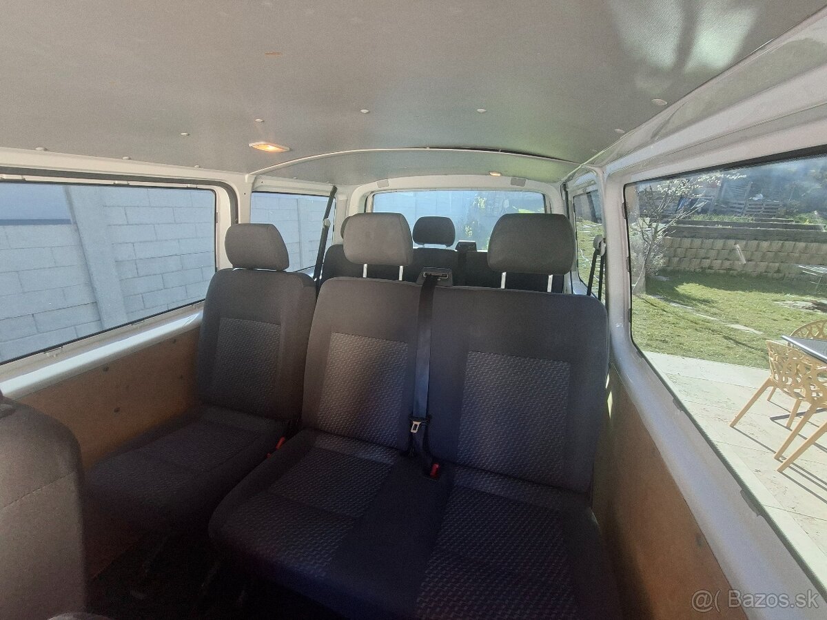 VW T5.1 Transporter - 10