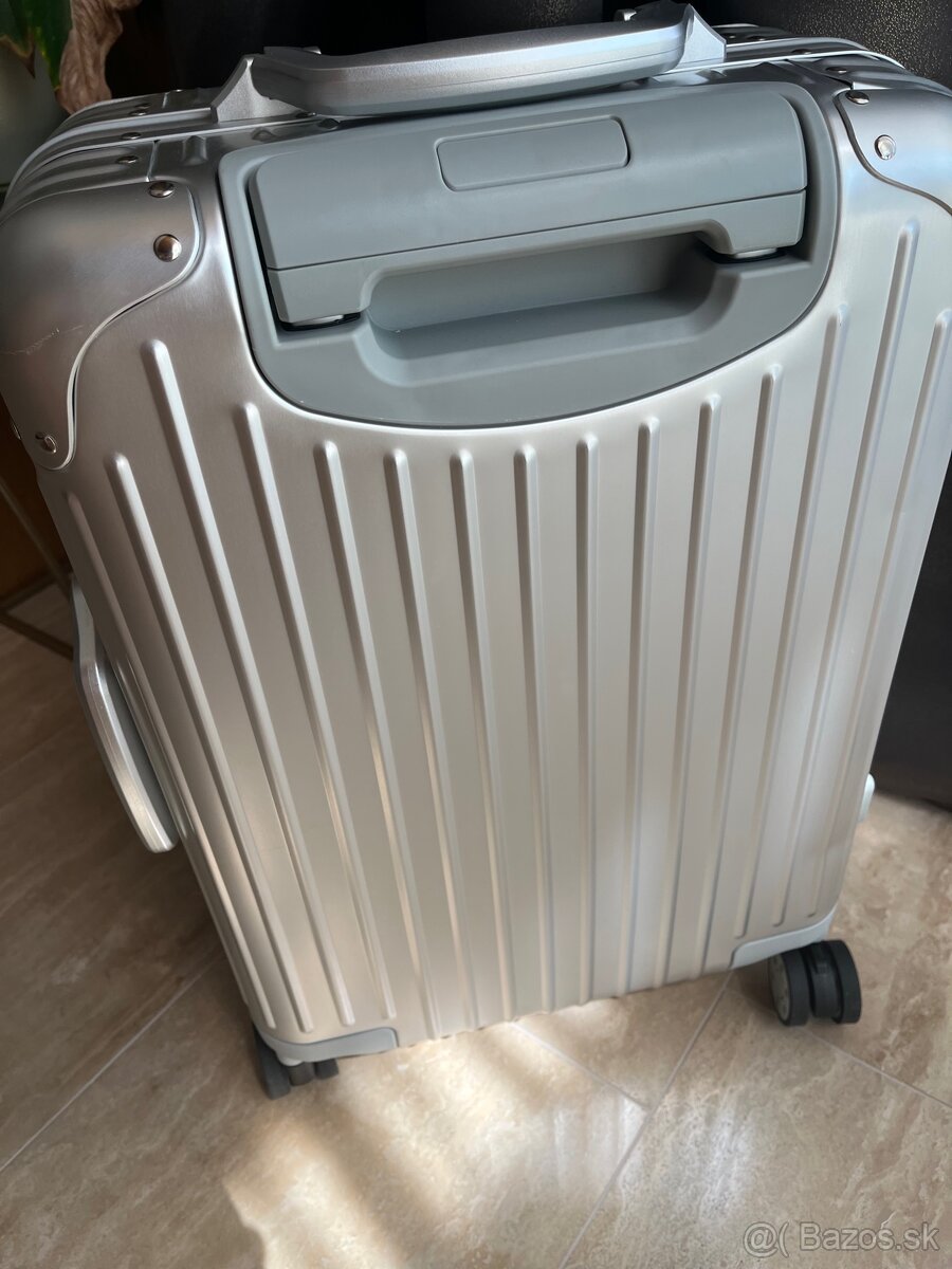 rimowa original cabin s titanium (poškodený) - 10