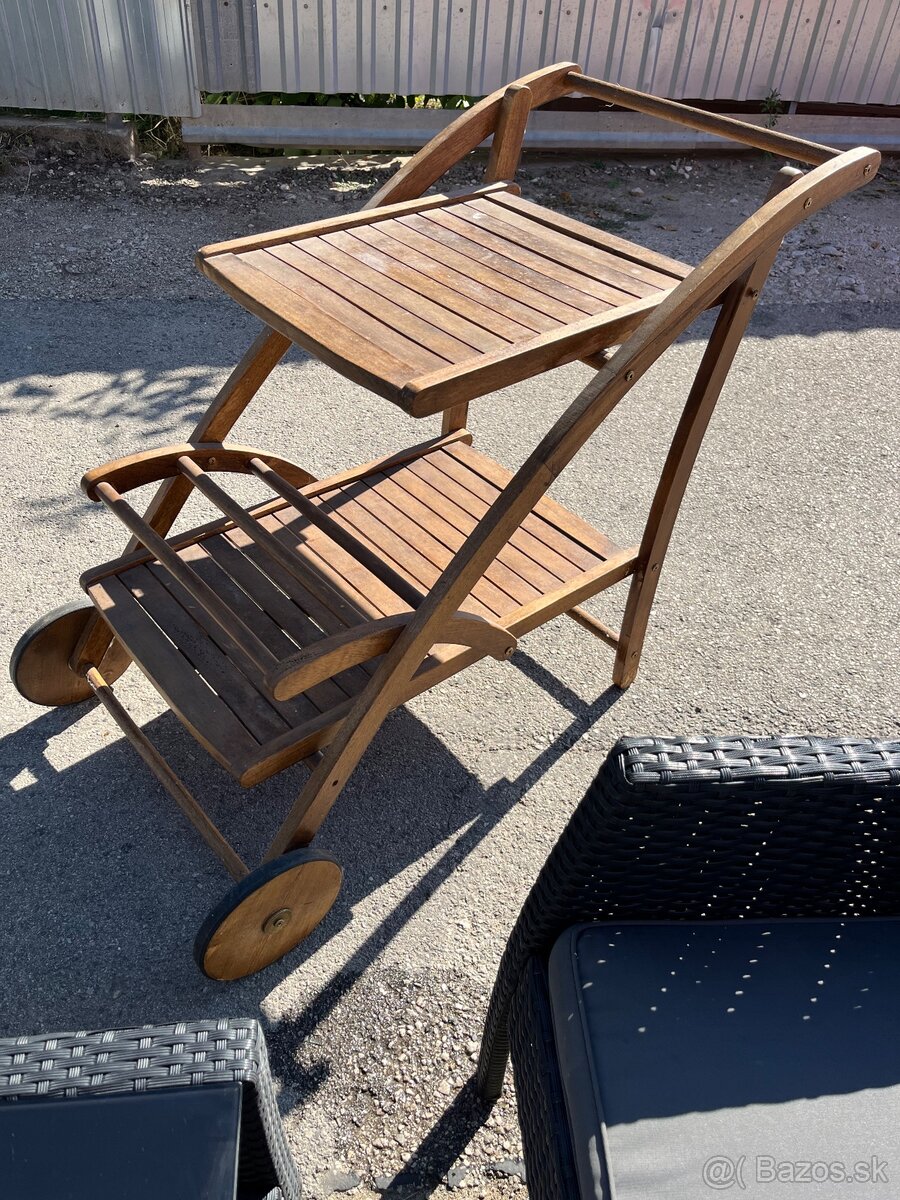 Ratanové sedenie plus servírovací stolík - 10