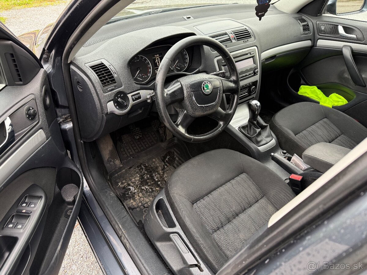 Škoda Octavia 1.6 TDI - 10