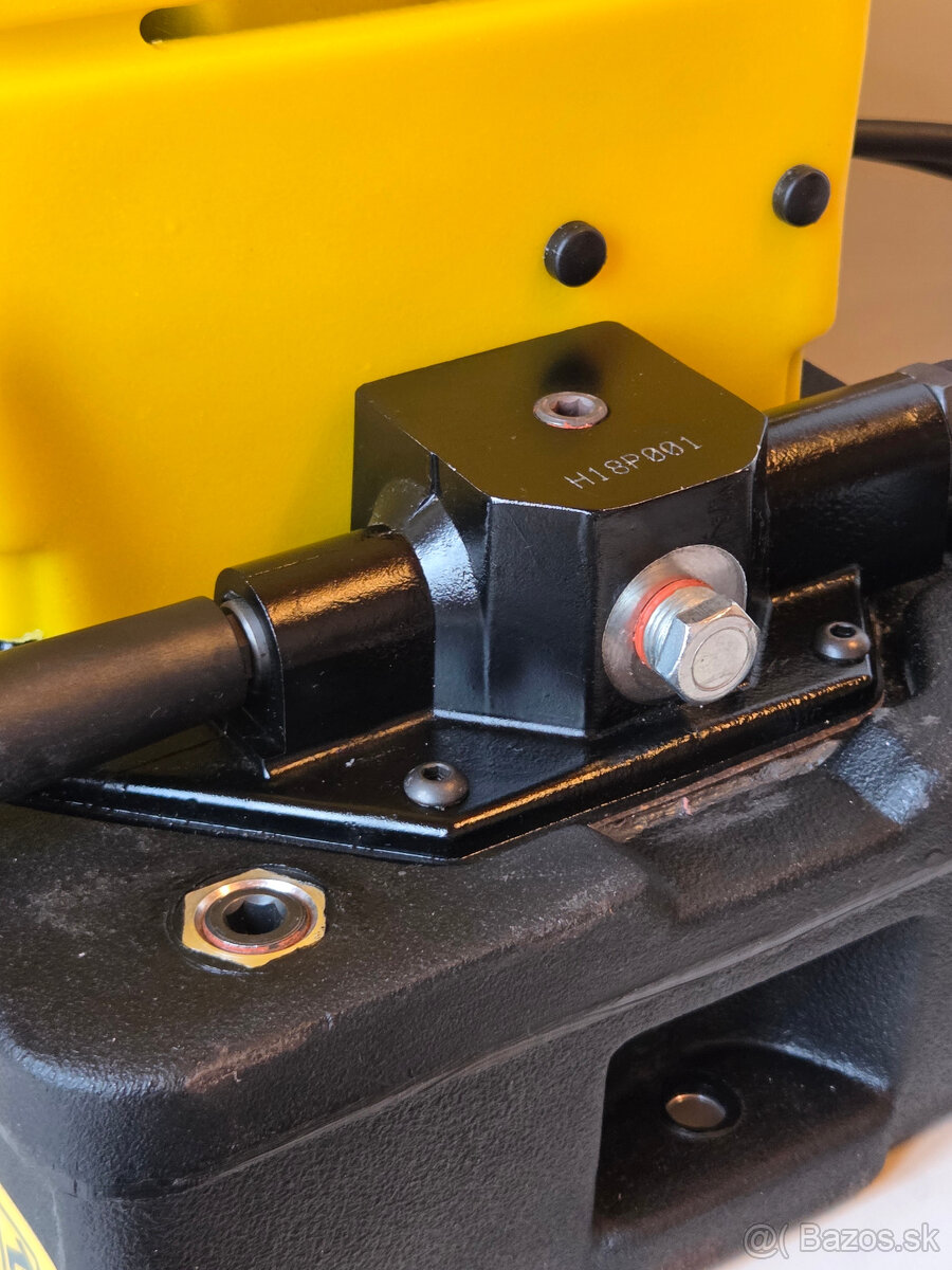 Enerpac PUJ-1200E – elektrické hydraulické čerpadlo 700 bar, - 10