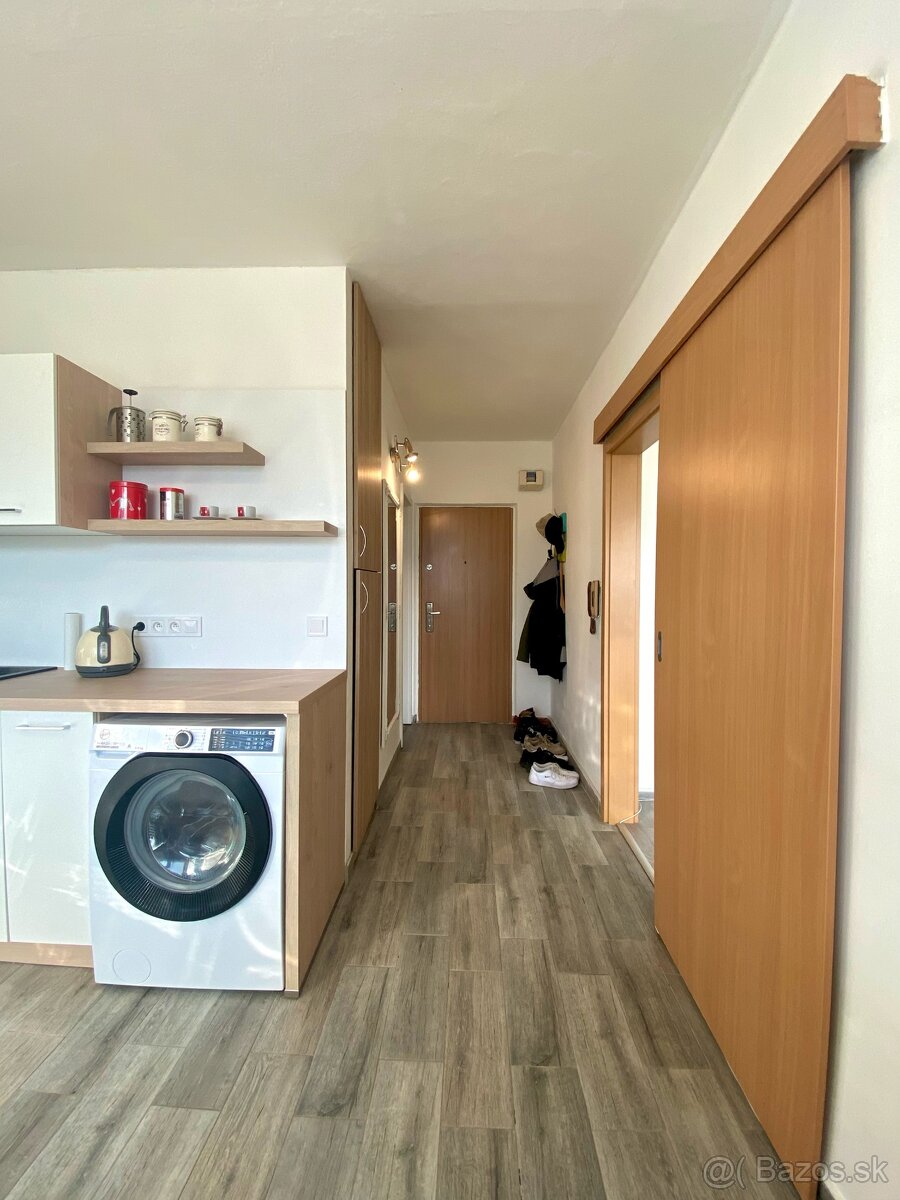 1-izbový byt v Martine - 10