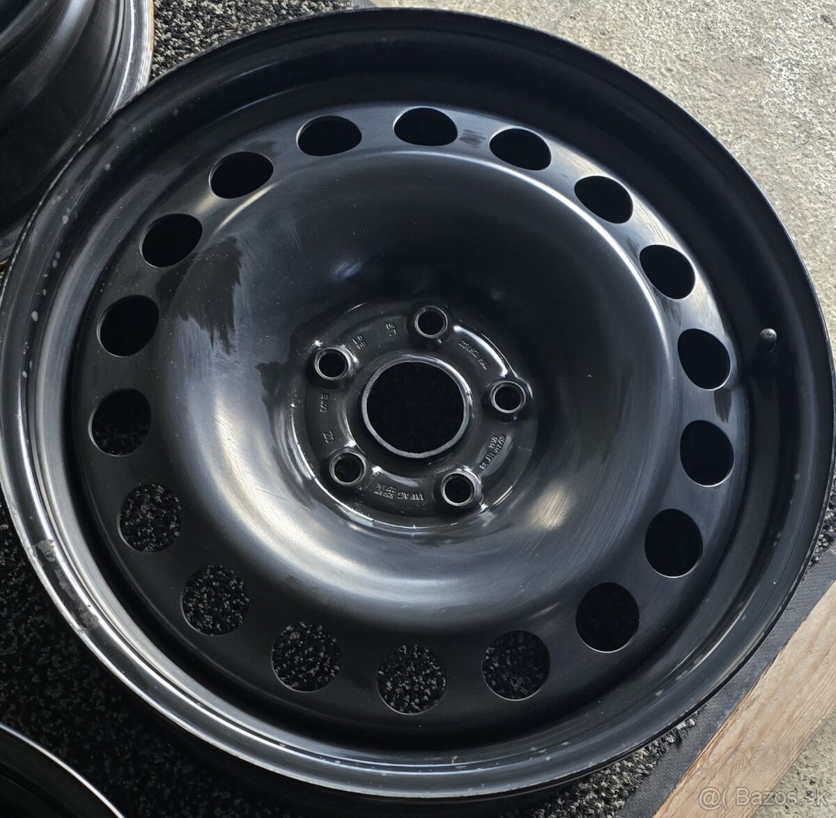 5x112,r17,6,5Jx17,et 38,215.65-Continental-zimne-2021-7,1mm - 10