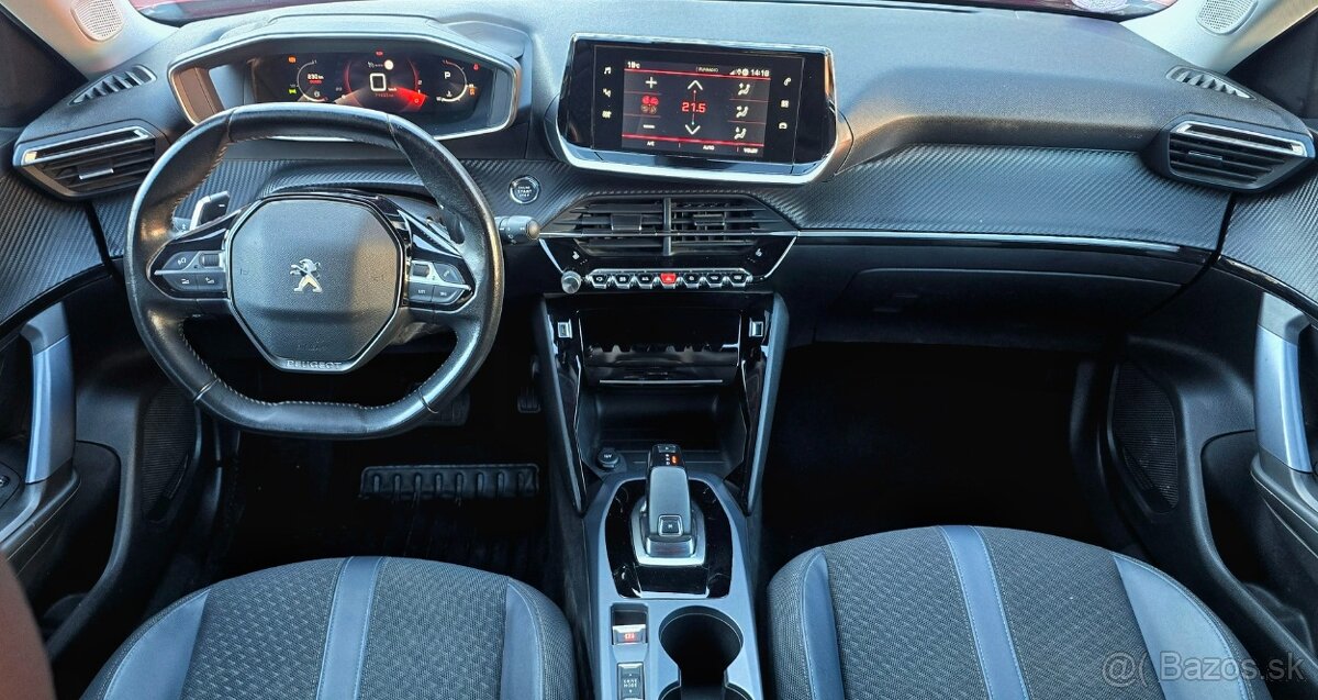 Peugeot 2008 1.2 96kw Allure AT 8 stupňová 70000km - 10