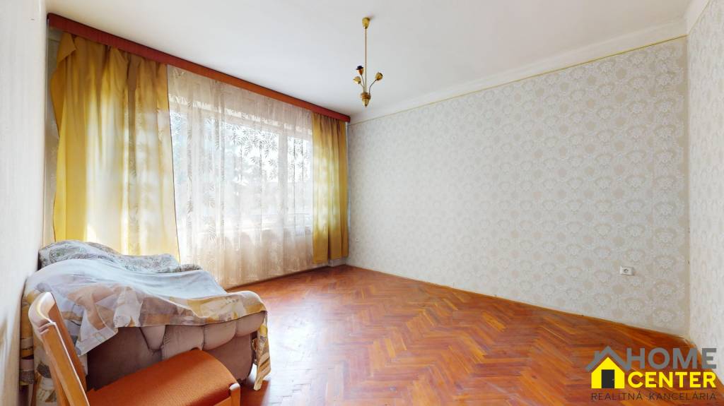 NOVÁ CENA NA PREDAJ 4 IZBOVÝ RODINNÝ DOM S GARÁŽOU A KRÁSNY - 10