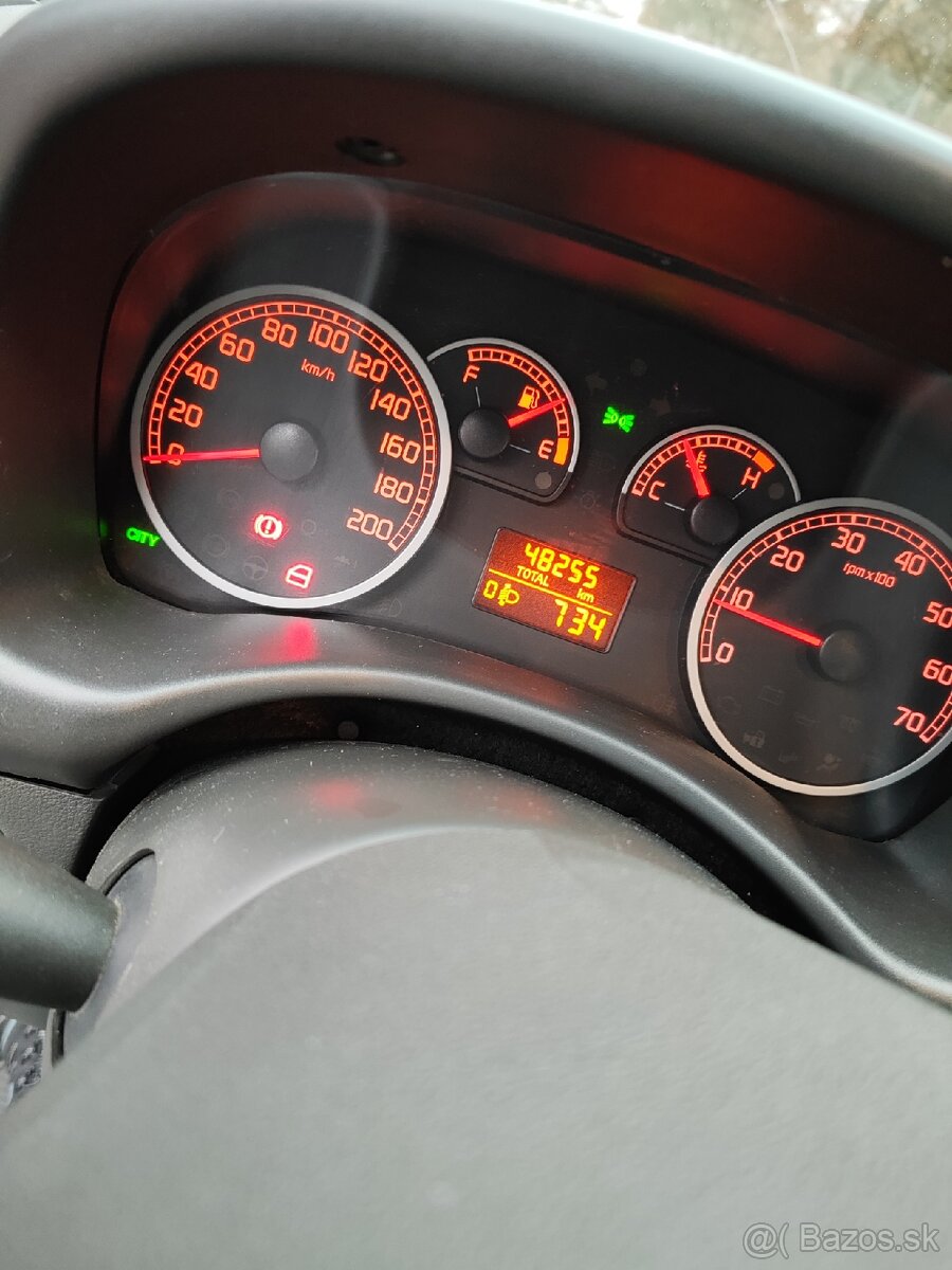 Fiat punto 1.2 classik 48 500 km bez korozie - 10