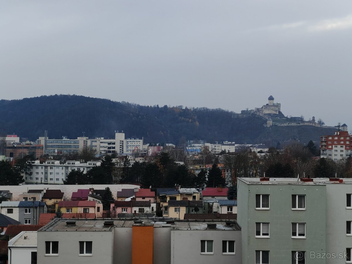 Garsónka s balkónom, Sihoť - 10