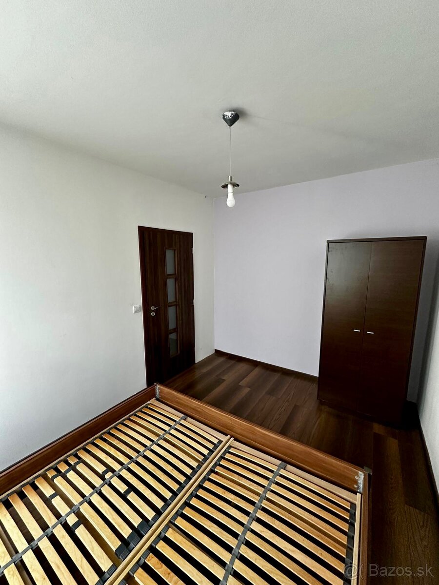 Na prenájom 2-izbový byt Handlová - 10