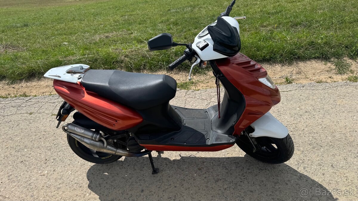 Skúter cpi 49cm3 - 10