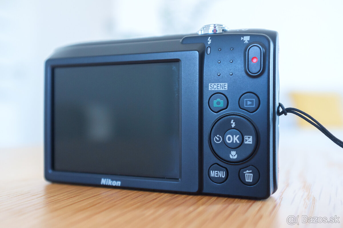 Nikon Coolpix S2900 červený - 10