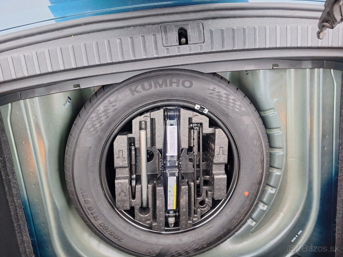 Škoda Octavia kombi 2.0 TDI SCR Ambition DSG - 10