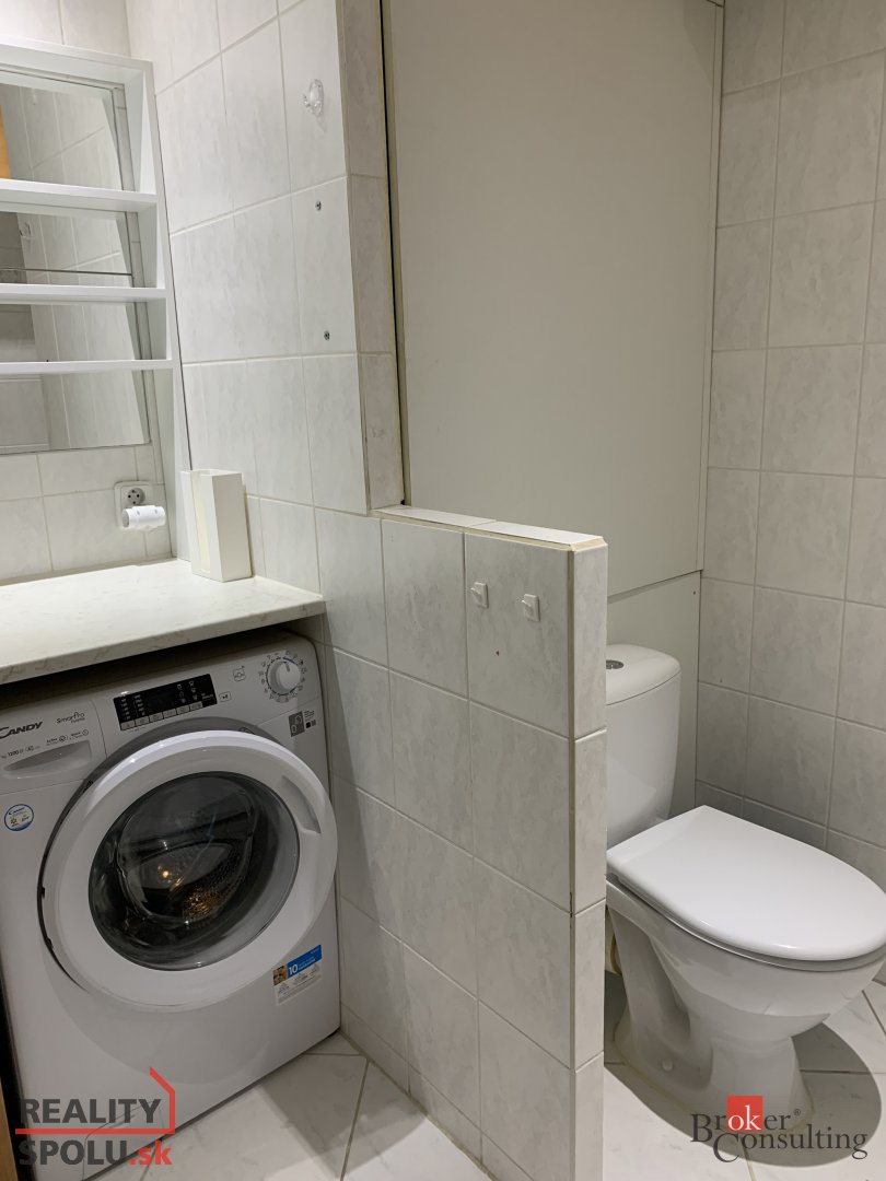 Na prenájom: pekný svetlý 3-izb. byt, Bratislava, Vrakuňa - 10