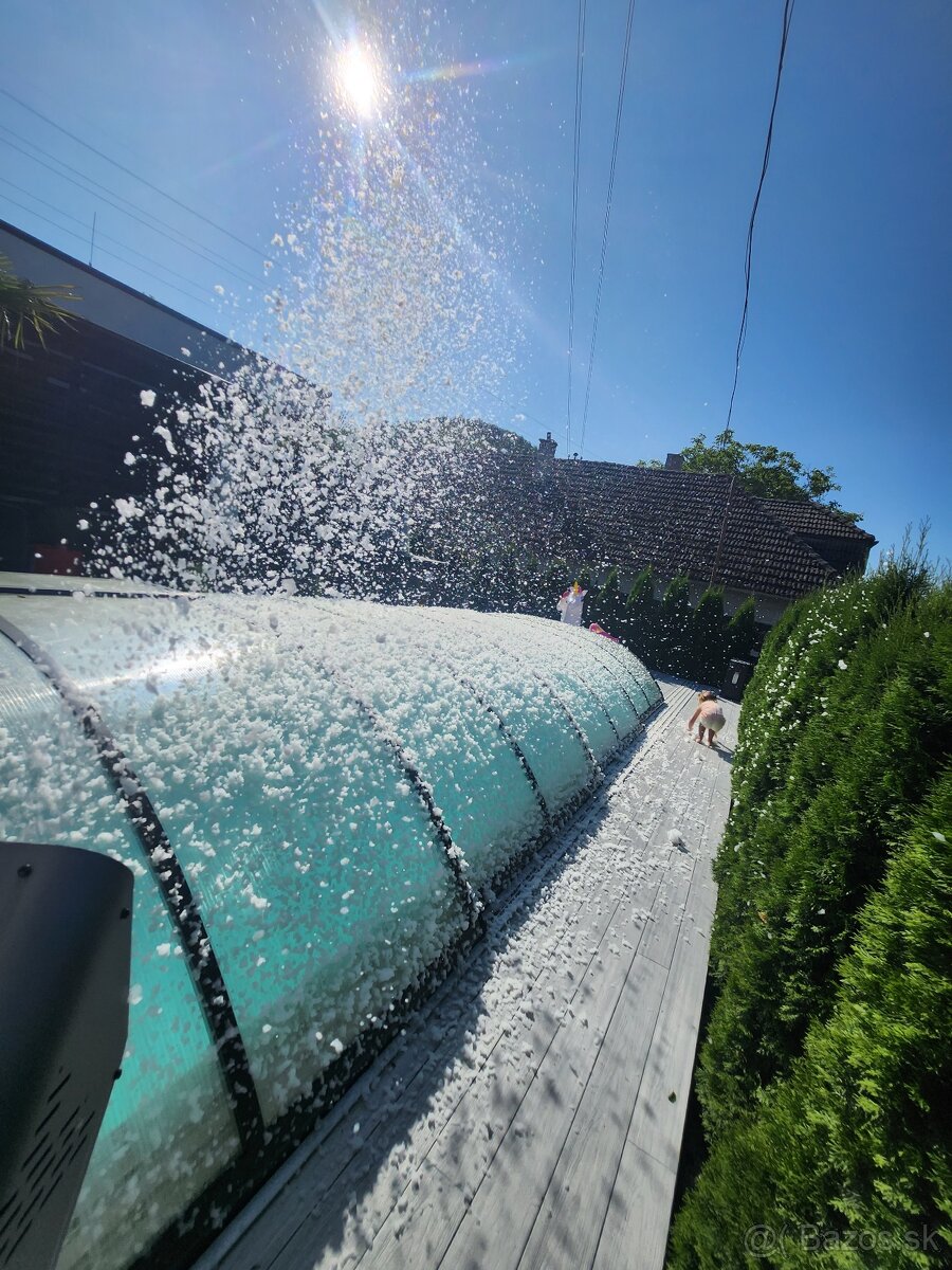 Výkonný párty peno sneho-stroj na prenájom - 10