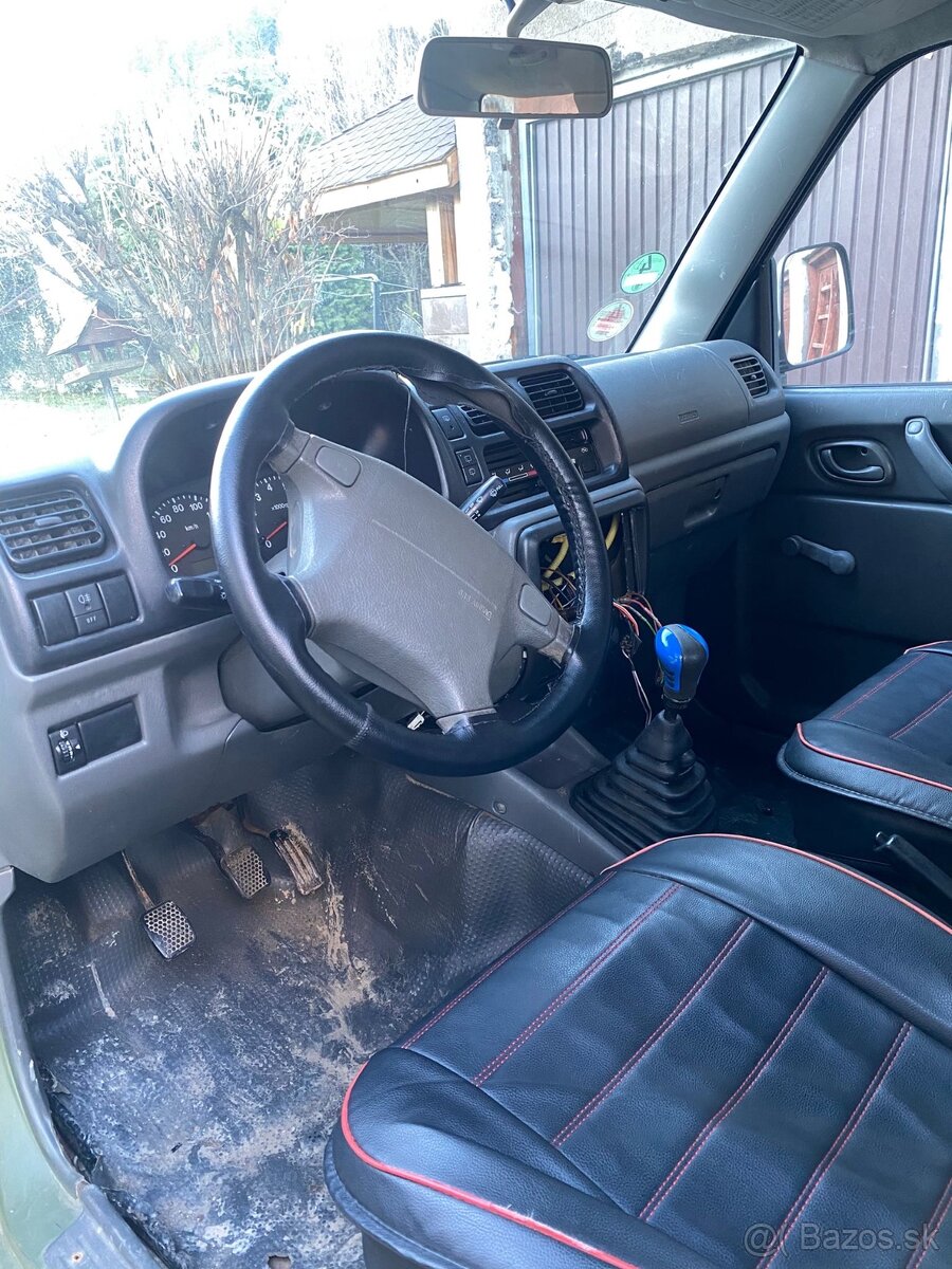 Suzuki Jimny - 10