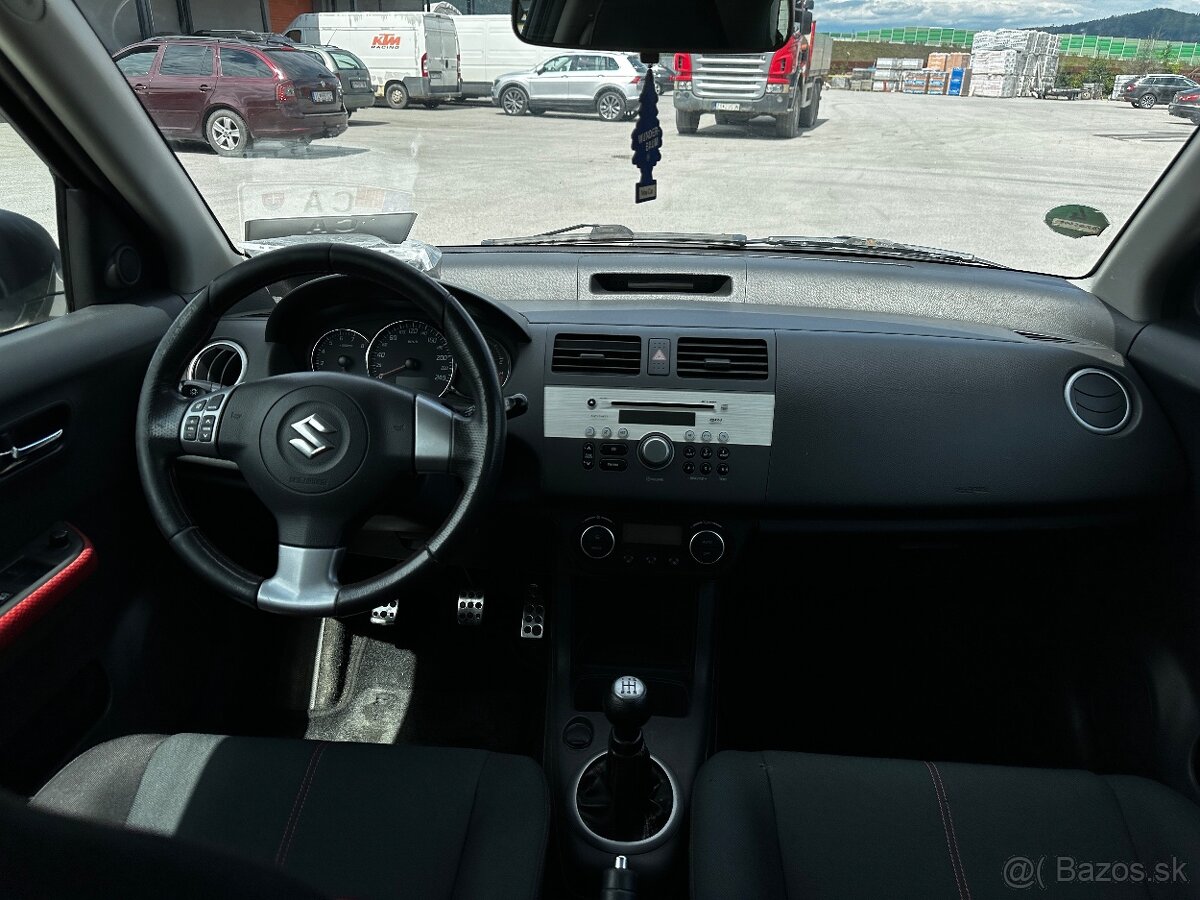 Suzuki Spift Šport -škoda Renault clio Toyota Ford - 10