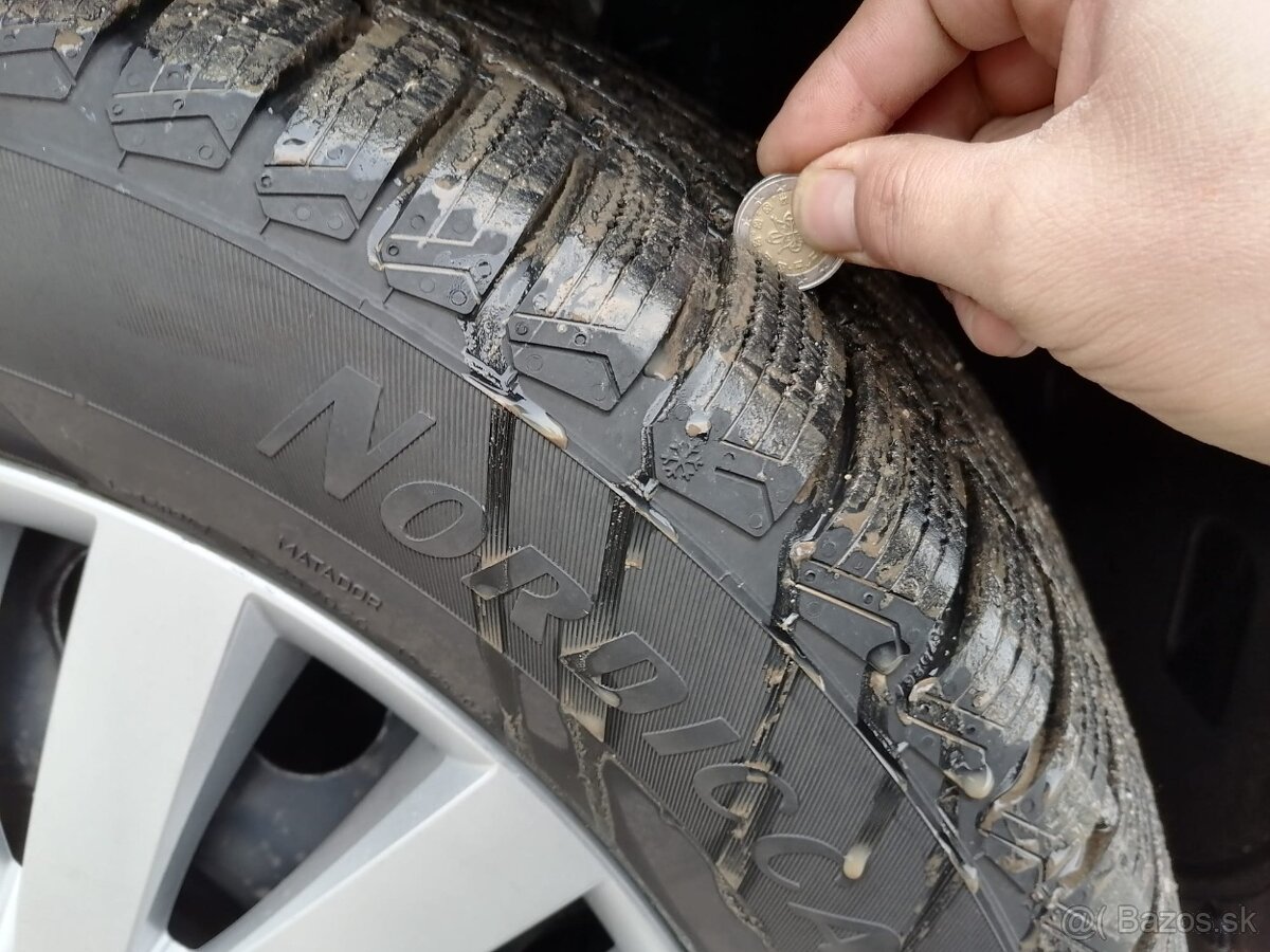 Kuga 2,0 diesel 1.majitel - 10