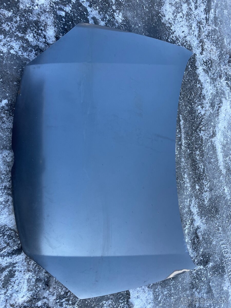 Golf 5 predné blatníky/Predna kapota - 10