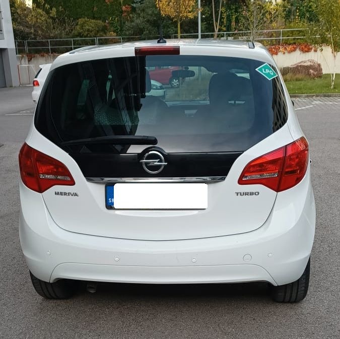 Opel Meriva - 10