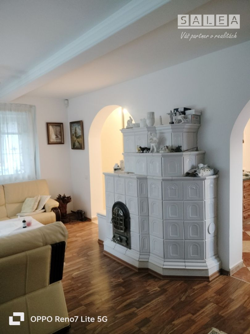 Výrazne znížená cena....Jedinečný rodinný dom v Šali/Veči - 10
