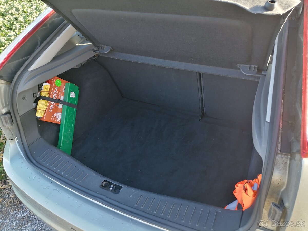 Ford Focus, benzín - 10