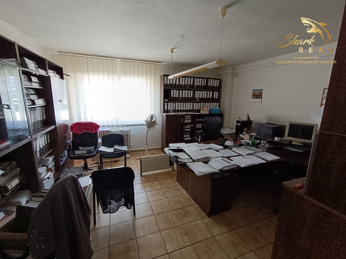 Administratívna budova - 10