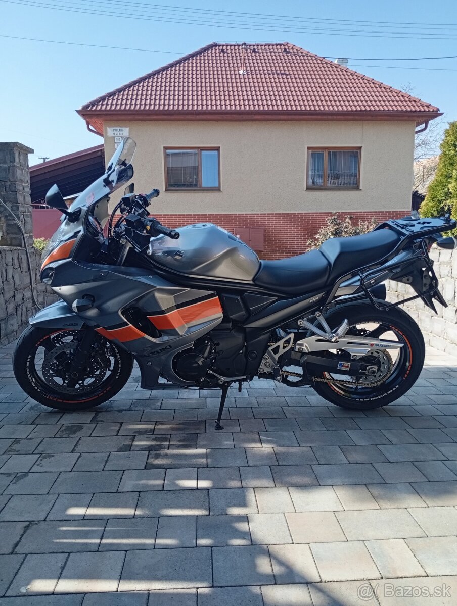 Suzuki gsx 1250 fa - 10