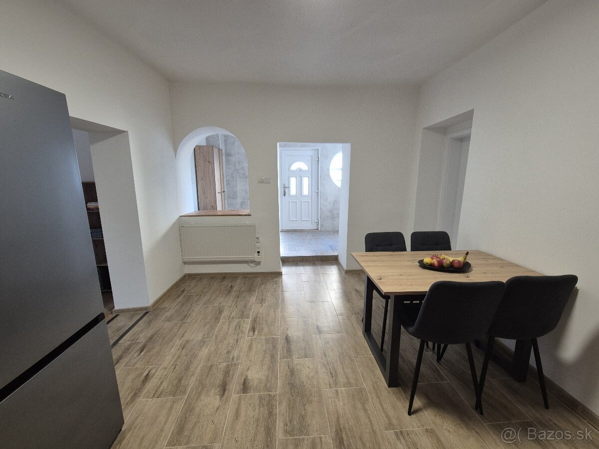 Na predaj 3-izbový rodinný dom v Trhovej Hradskej – plne zar - 10