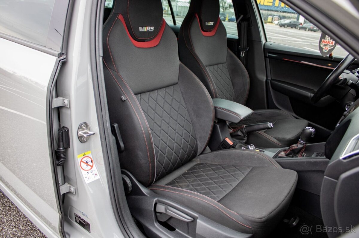 Škoda Octavia Combi 2.0 TDI RS DSG - 10