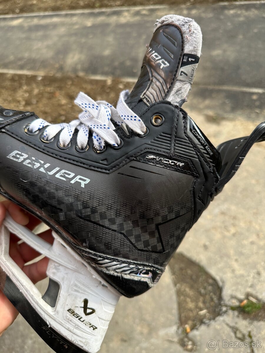 Bauer Supreme Shadow - 10