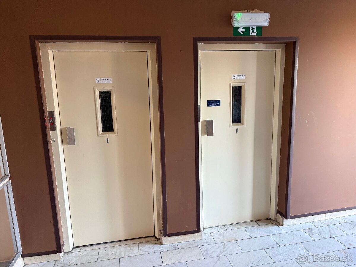 Garsónka s balkónom - centrum mesta - 10