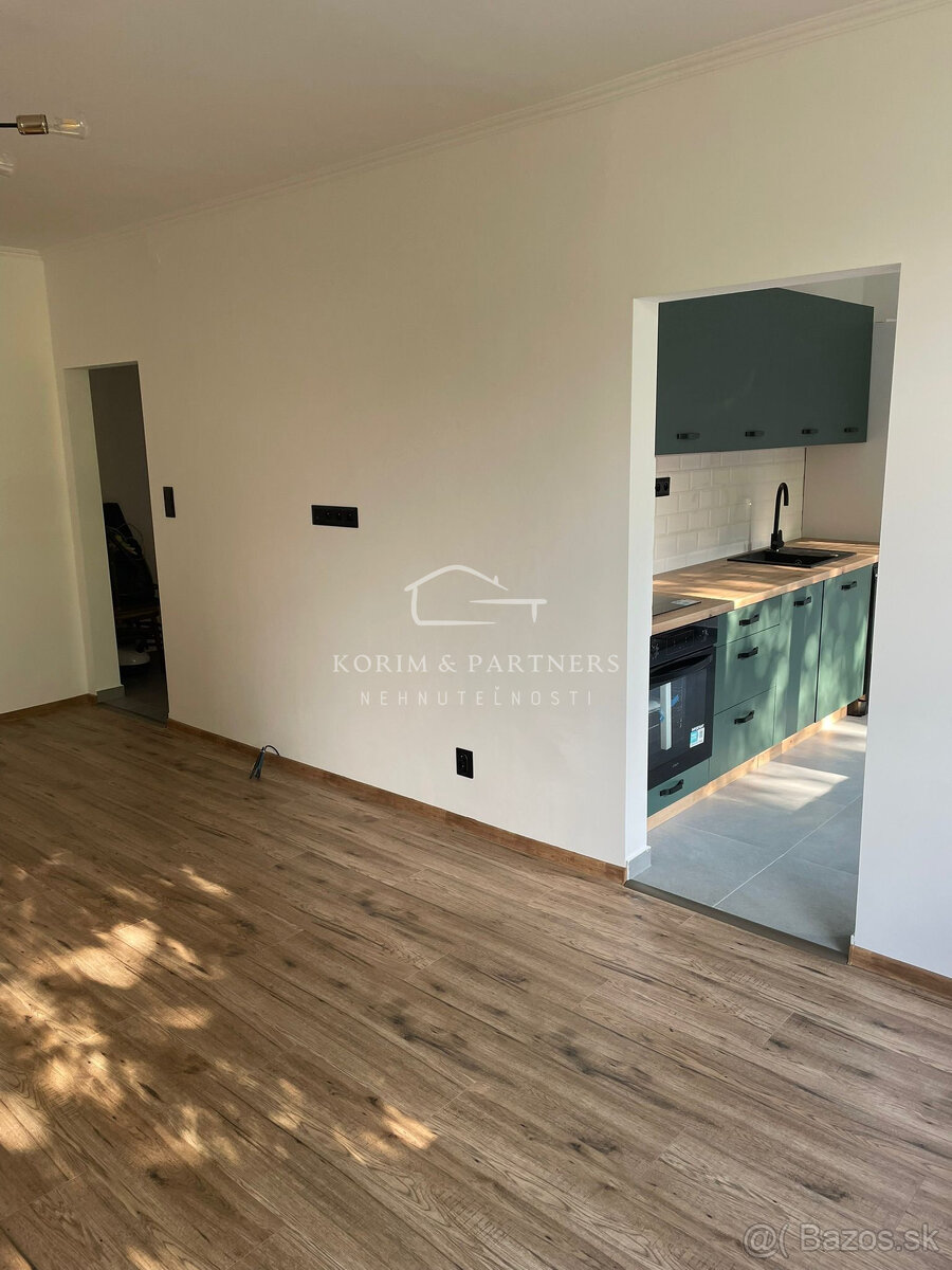 Elegantný, novučičký 3 izbový byt v tichej ulici v Komárne - 10