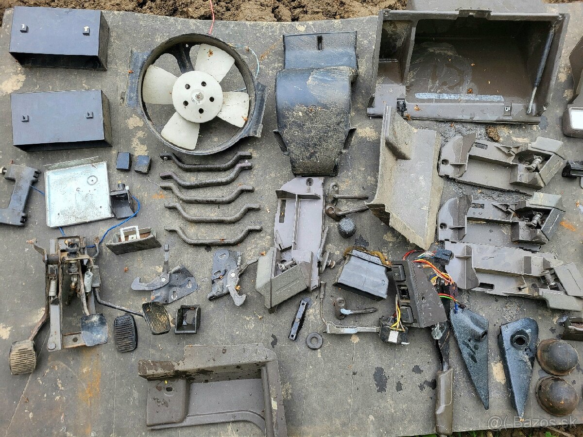 Škoda Favorit diely - 10