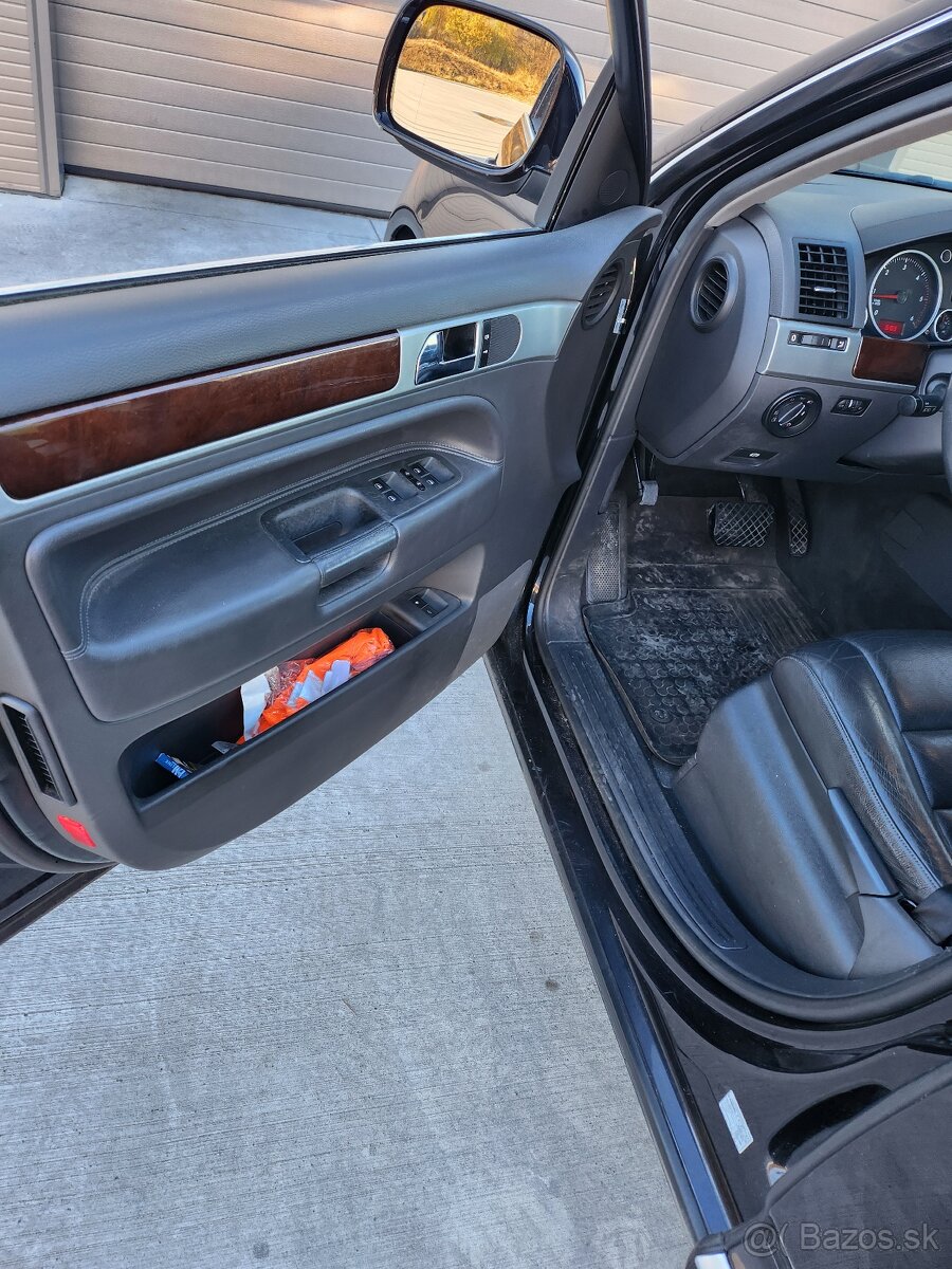 Tuareg 2.5 tdi automat - 10