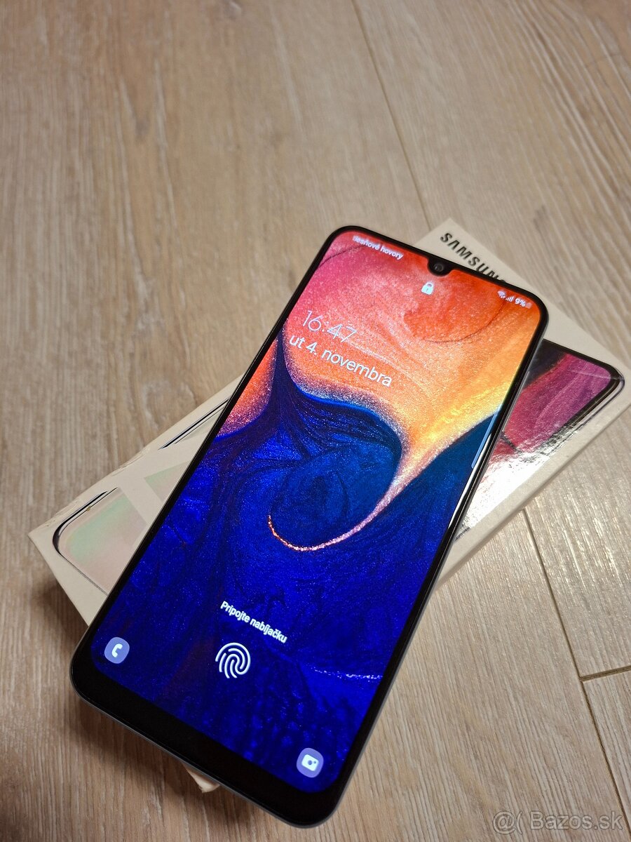 Samsung Galaxy A50 - 4/128 GB - 10