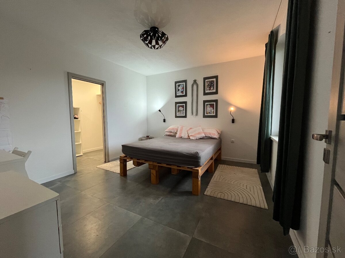 Prenajom 2 izbovy byt Liptovsky Mikulas 75 m2 - 10