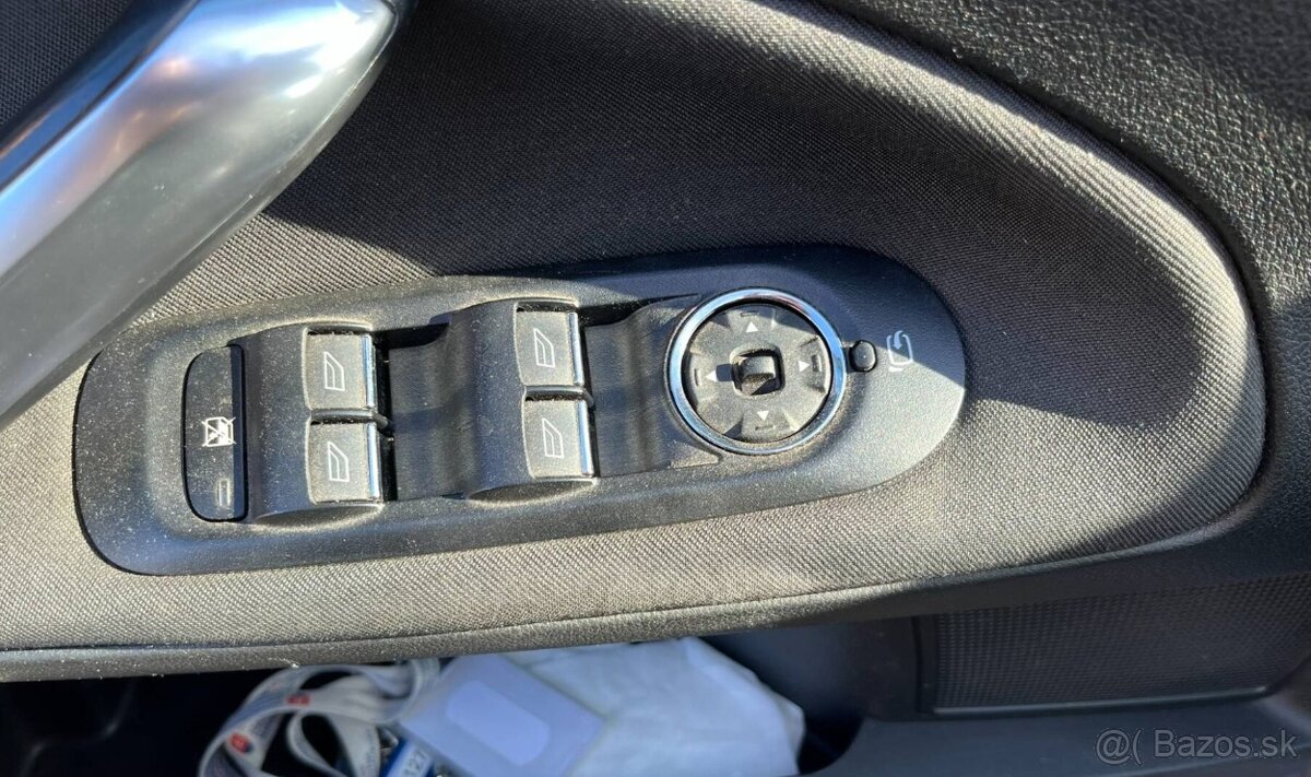 Ford Mondeo 2.2TDCi - 10