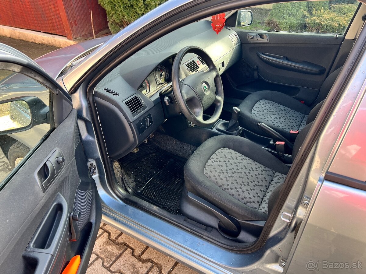 Skoda fabia 1.2htp 40kw - 10