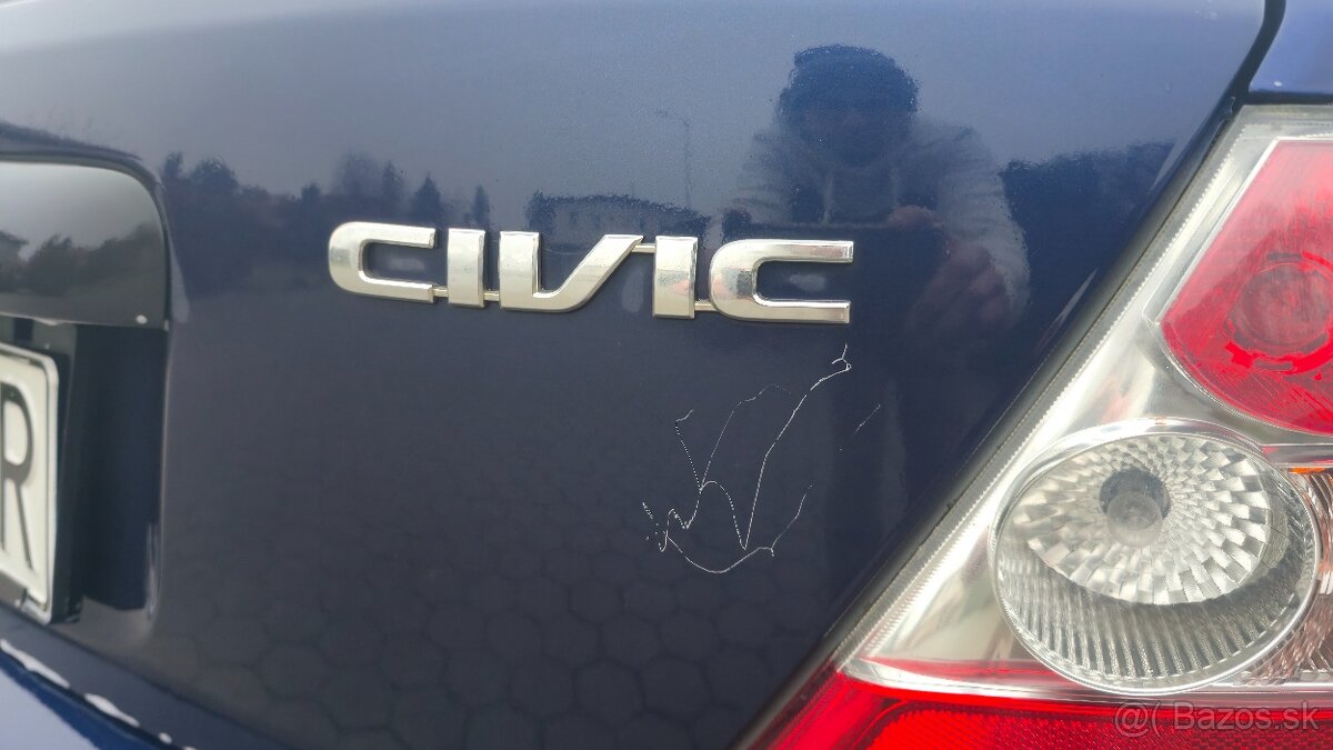 Honda Civic 1.4 iS - 10