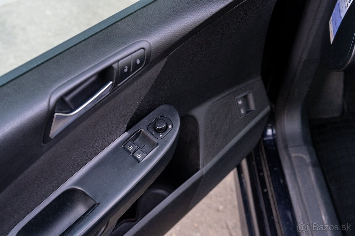 Volkswagen Passat Variant 2010, 2.0 TDi SR vozidlo - 10