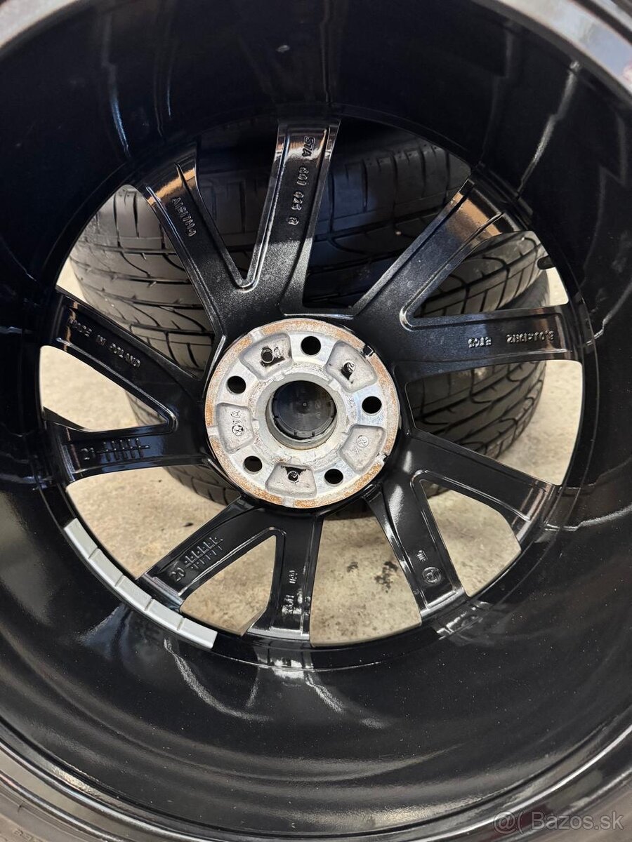 ORIGINAL SKODA KAROQ SPORTLINE VEGA R19 5x112 225/45/19 - 10