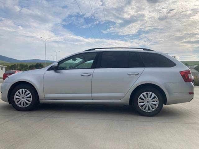 Škoda Octavia combi 1.6 TDI, 2016, 81kW, NAVI - 10