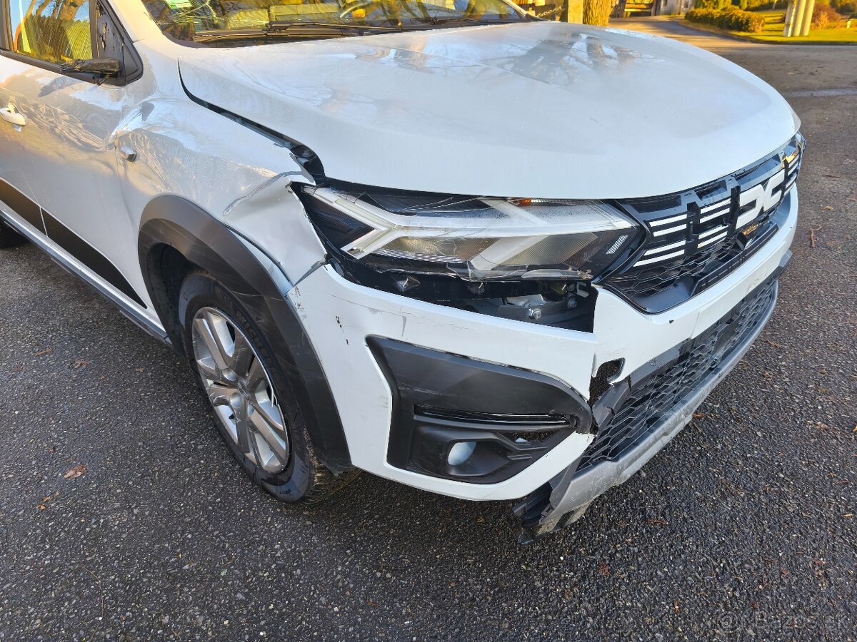 Dacia Jogger 1.0 TCe, 7 míst, 7.394 km - 10