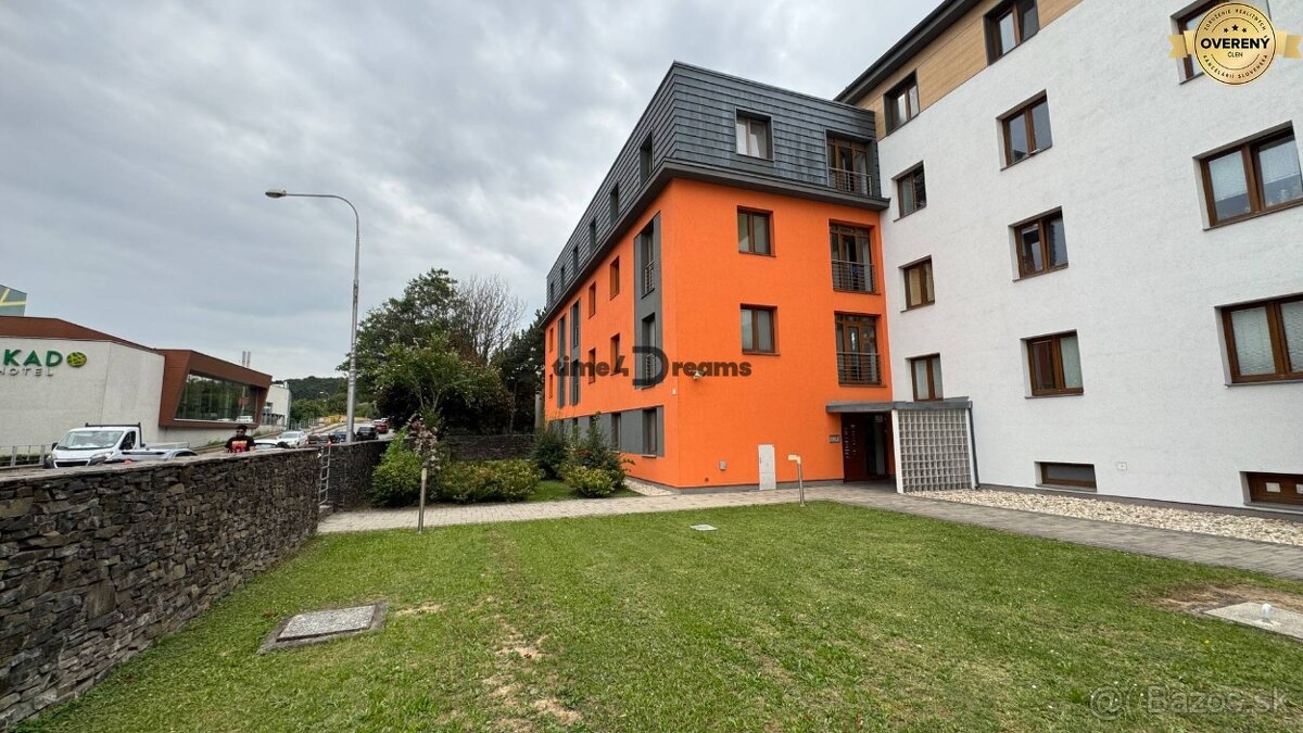 NA PRENÁJOM 1i zrekonštruovaný v centre NITRY s PARKOVANÍM - 10