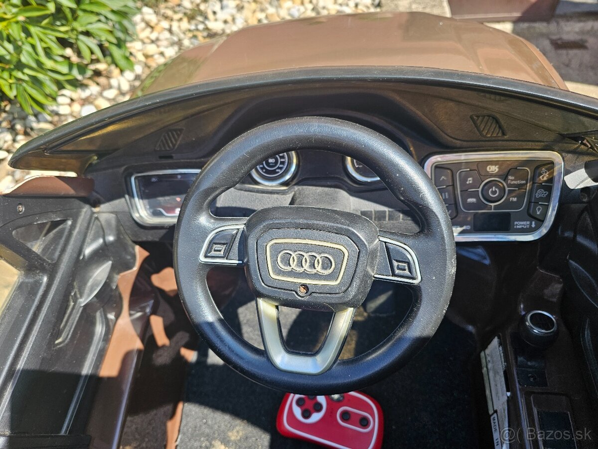 Audi Q7 elektrické autíčko - 10