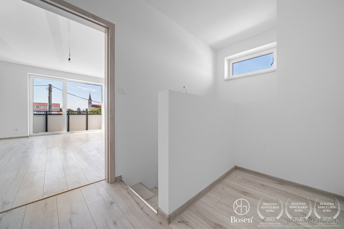 BOSEN | 4 izb. byt v trojdome 100 m2, Zlaté Klasy - 10