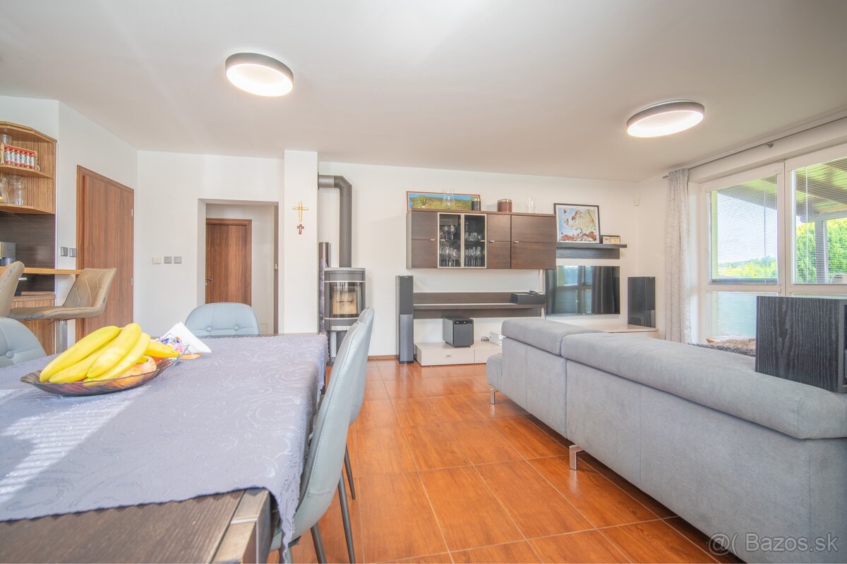 PREDAJ 6 izbový dom 192 m2, pozemok 607 m2, Dunajská Lužná - 10