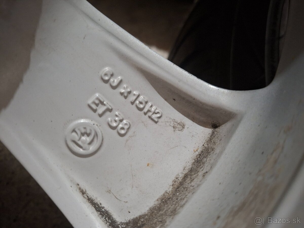 Predám org.hlinikové disky-Skoda Rapid-R16 - 10