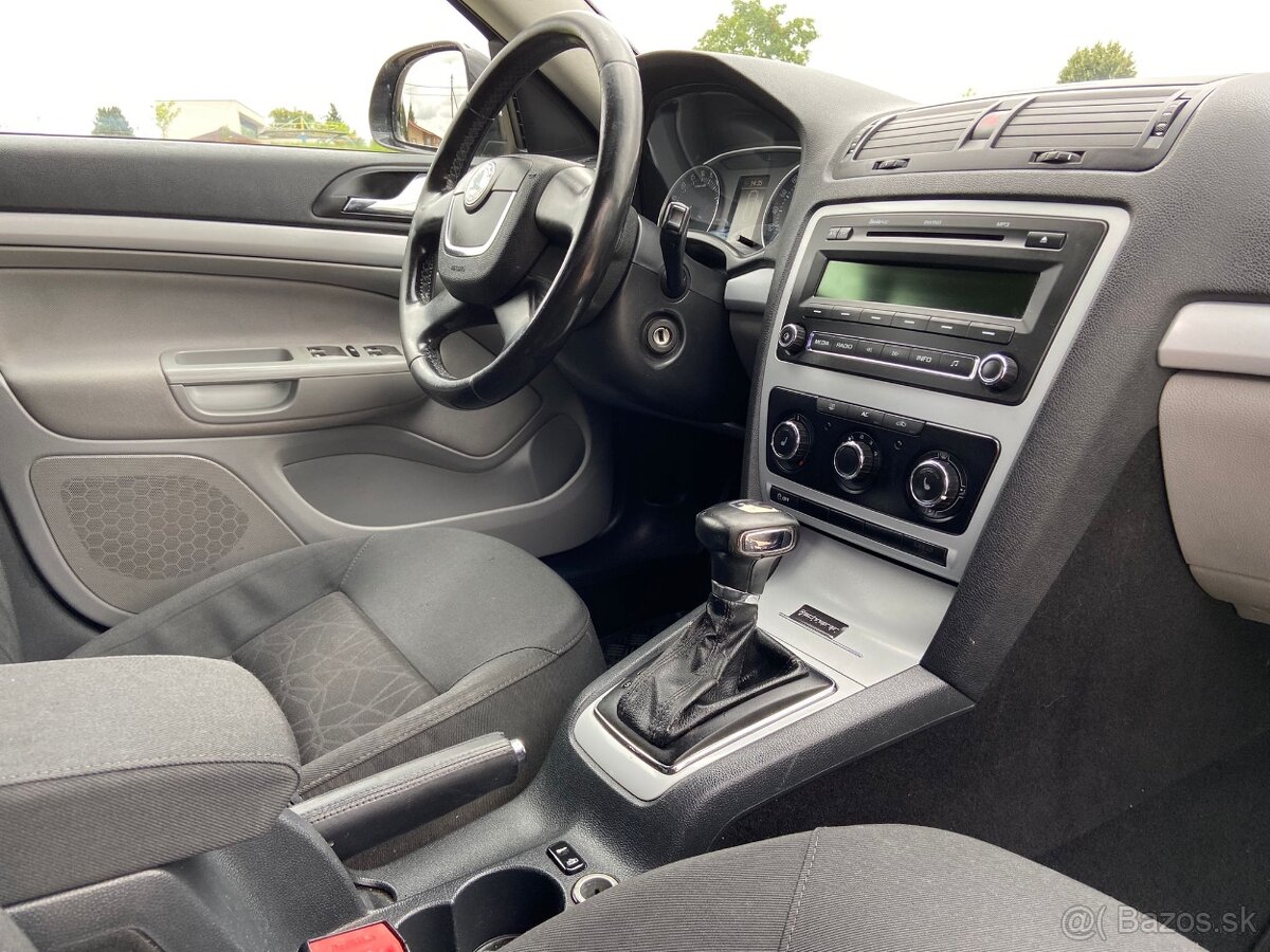 Octavia II 1.6TDI DSG - 10